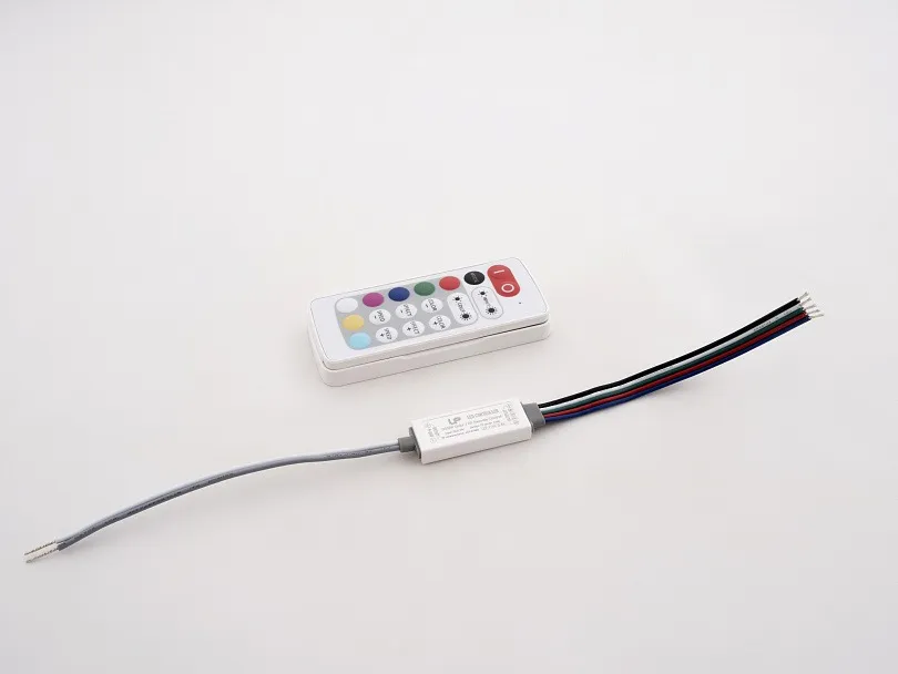 Контроллер RGB+W T140 Mini 8A