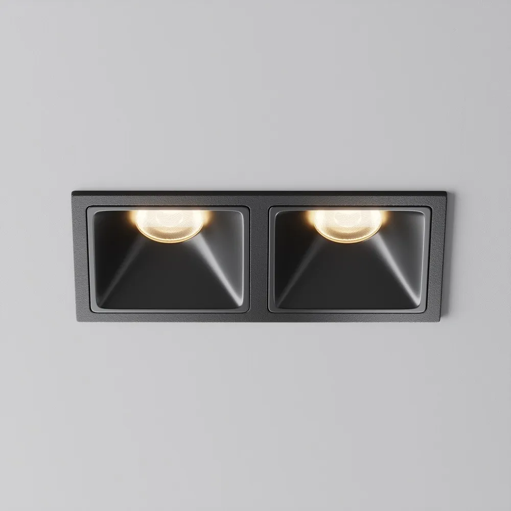 DL043-02-10W3K-SQ-B-1 Встраиваемый Светильник Downlight 3000K 50.0° IP 20 Алюминий LED Черный